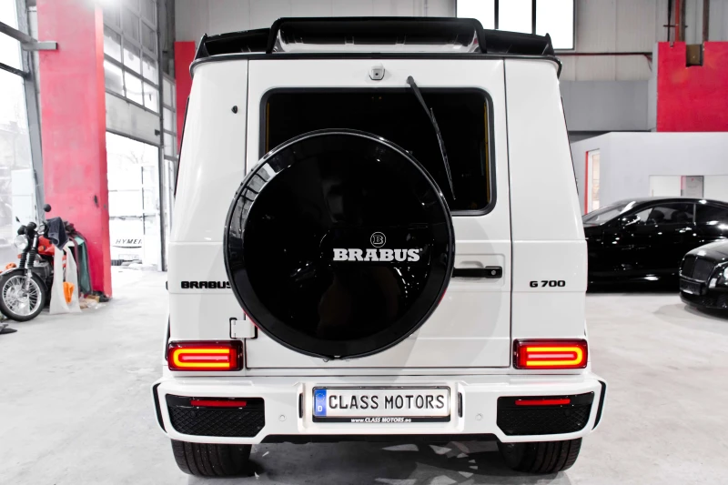 Mercedes-Benz G 63 AMG Brabus* Facelift 2023г* , снимка 6 - Автомобили и джипове - 49199161