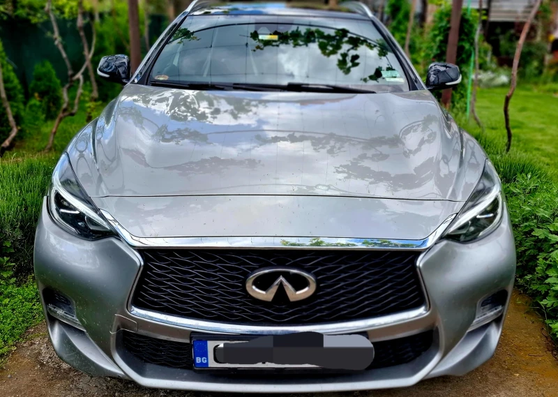 Infiniti Q30 Q30S, снимка 6 - Автомобили и джипове - 52449456