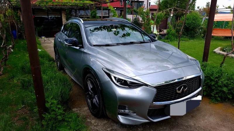 Infiniti Q30 Q30S, снимка 4 - Автомобили и джипове - 52449456