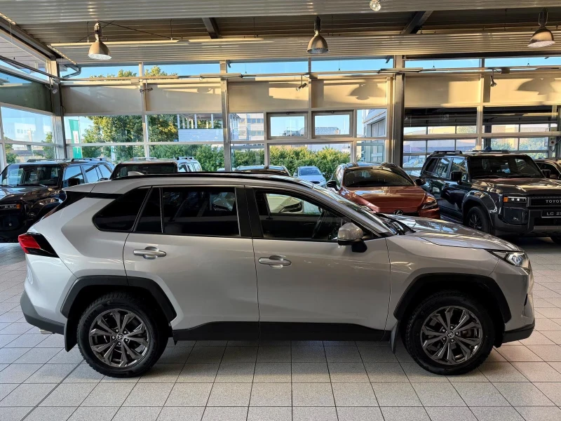 Toyota Rav4 2.5 Hybrid, снимка 4 - Автомобили и джипове - 52322411