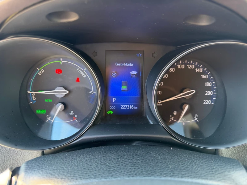 Toyota C-HR 1.8h 122к.с Кожа Luxury FULL Гаранция, снимка 10 - Автомобили и джипове - 52302590