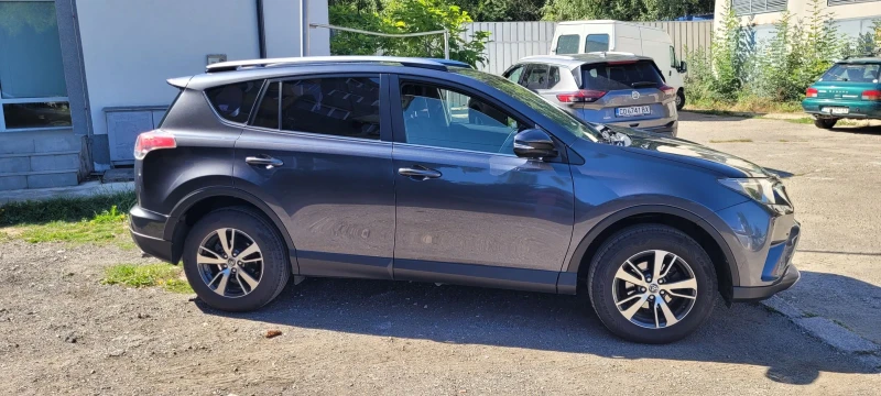 Toyota Rav4, снимка 3 - Автомобили и джипове - 52575549