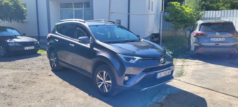 Toyota Rav4, снимка 4 - Автомобили и джипове - 52575549