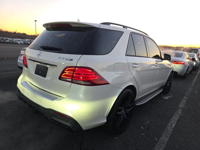 Mercedes-Benz GLE 63 S AMG, снимка 4 - Автомобили и джипове - 53057373