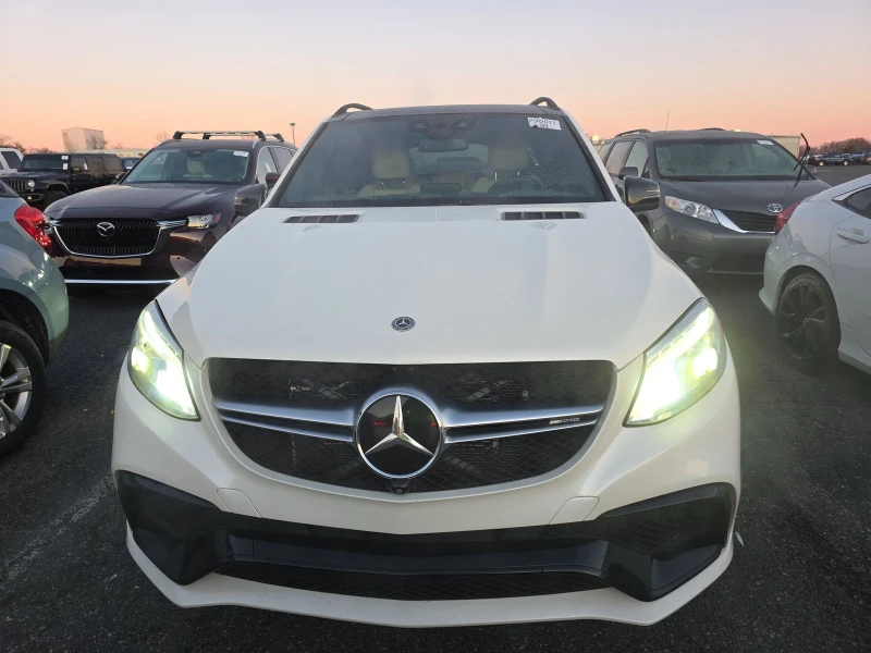 Mercedes-Benz GLE 63 S AMG, снимка 2 - Автомобили и джипове - 53057373