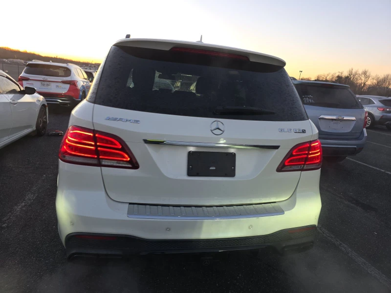Mercedes-Benz GLE 63 S AMG, снимка 5 - Автомобили и джипове - 53057373