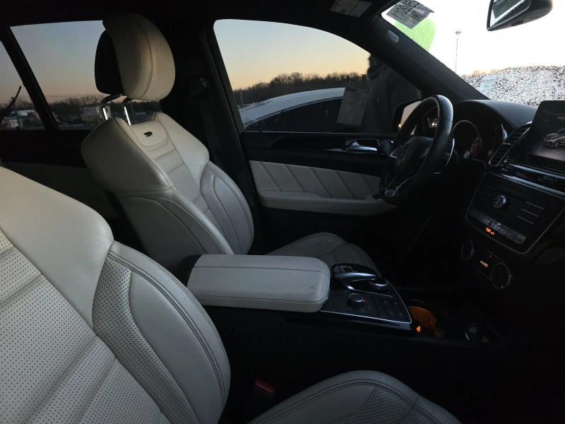 Mercedes-Benz GLE 63 S AMG, снимка 8 - Автомобили и джипове - 53057373