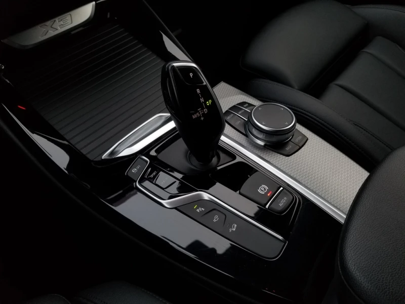 BMW X3 RARE PKG| M-SPORT| 3D CAMERA| WIRE-LESS CHARGER, снимка 8 - Автомобили и джипове - 53530986