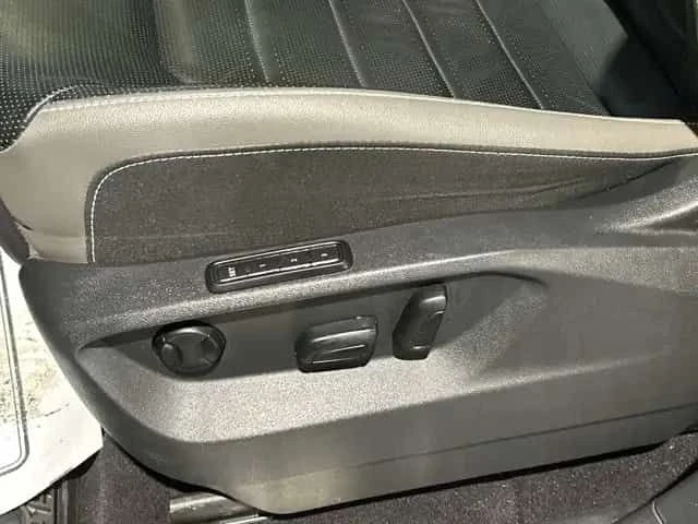 VW Atlas * Execline * ПАНО * ОБДУХВАНЕ * ПОДГРЕВИ * 360 * , снимка 13 - Автомобили и джипове - 54026592