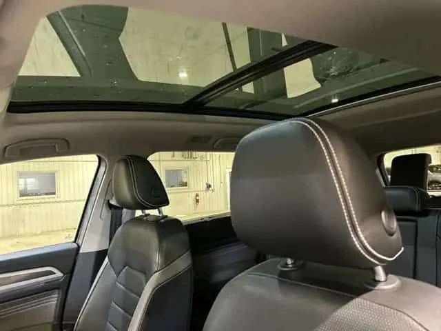 VW Atlas * Execline * ПАНО * ОБДУХВАНЕ * ПОДГРЕВИ * 360 * , снимка 16 - Автомобили и джипове - 54026592