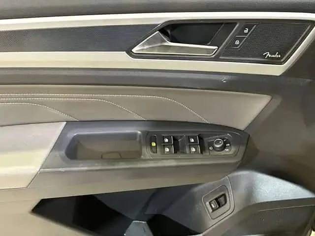 VW Atlas * Execline * ПАНО * ОБДУХВАНЕ * ПОДГРЕВИ * 360 * , снимка 12 - Автомобили и джипове - 54026592