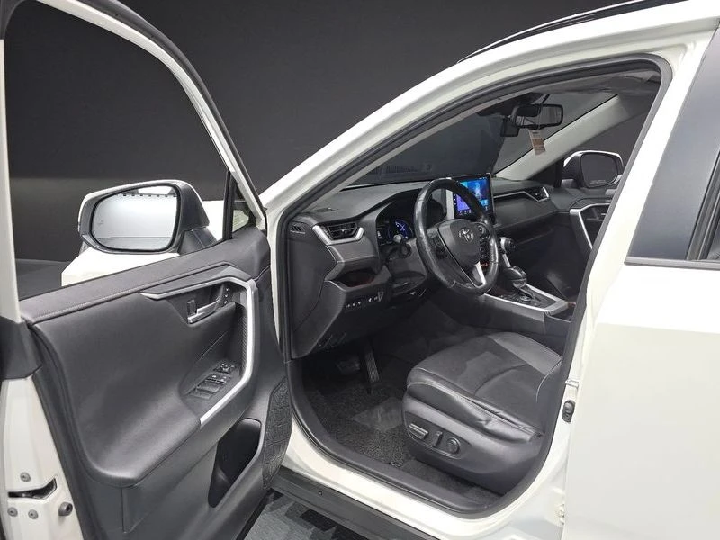 Toyota Rav4 2.5 4WD Hybrid| 219к.с., снимка 9 - Автомобили и джипове - 56289130