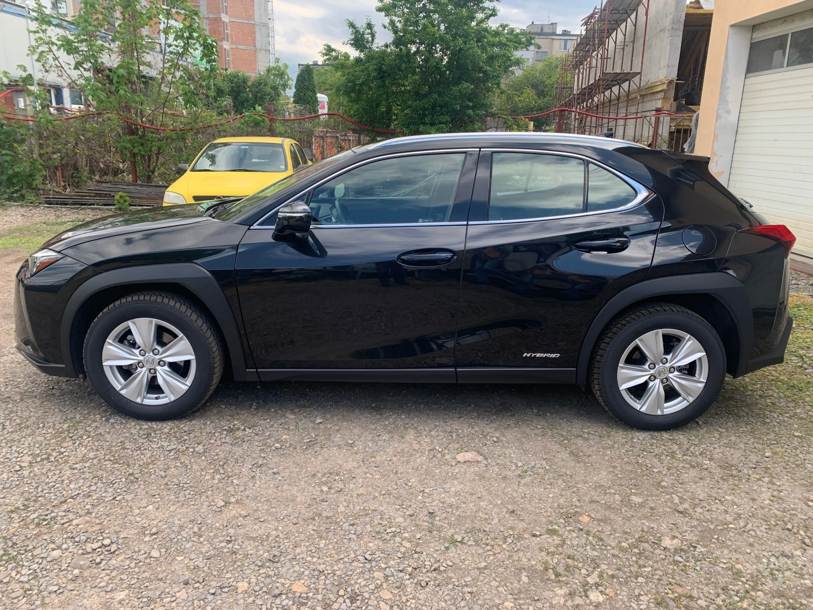 Lexus UX 250h-2.0HEV - изображение 8