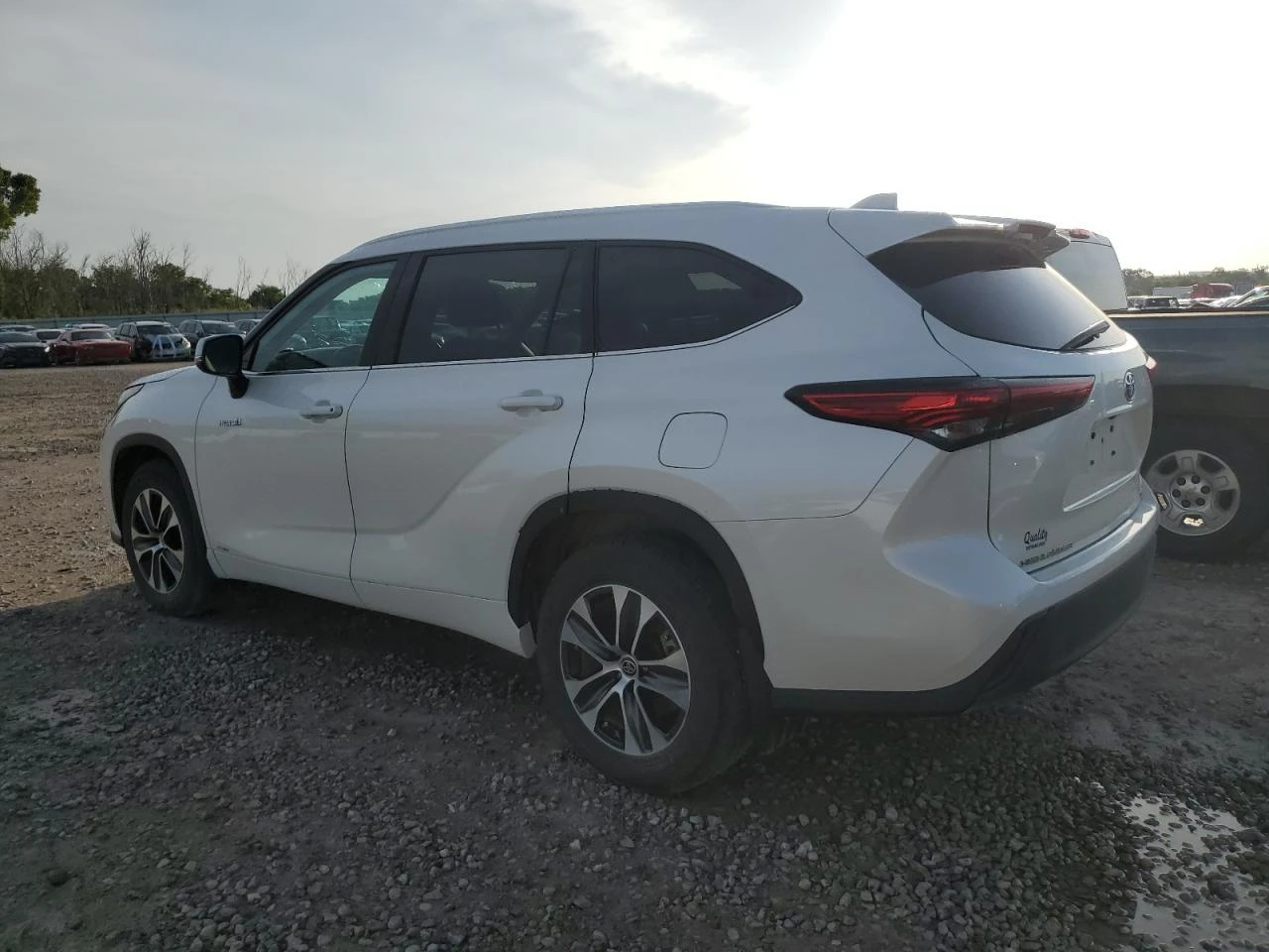 Toyota Highlander HYBRID XLE - изображение 6