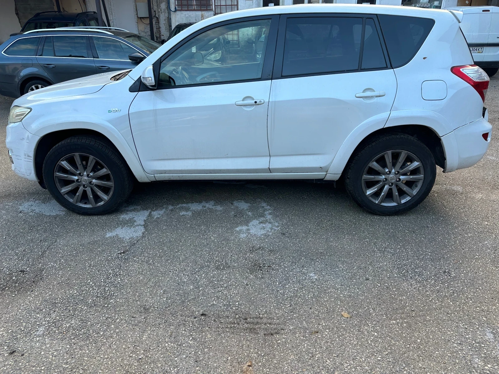 Toyota Rav4 2.2 d-cat | Mobile.bg — изображение 7