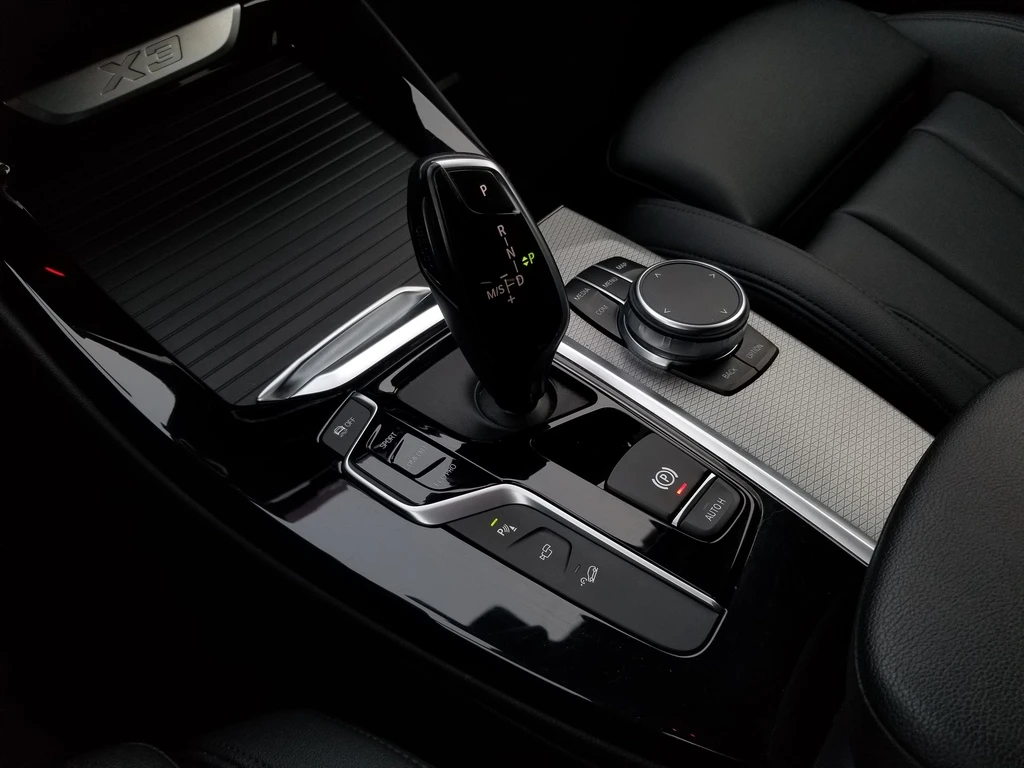 BMW X3 RARE PKG| M-SPORT| 3D CAMERA| WIRE-LESS CHARGER | Mobile.bg � ����������� 8