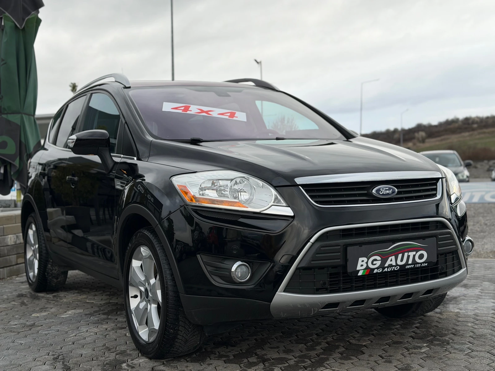 Ford Kuga * 169 ХИЛЯДИ* ИТАЛИЯ* ПАНОРАМА* TITANIUM* , снимка 3 - Автомобили и джипове - 54035240
