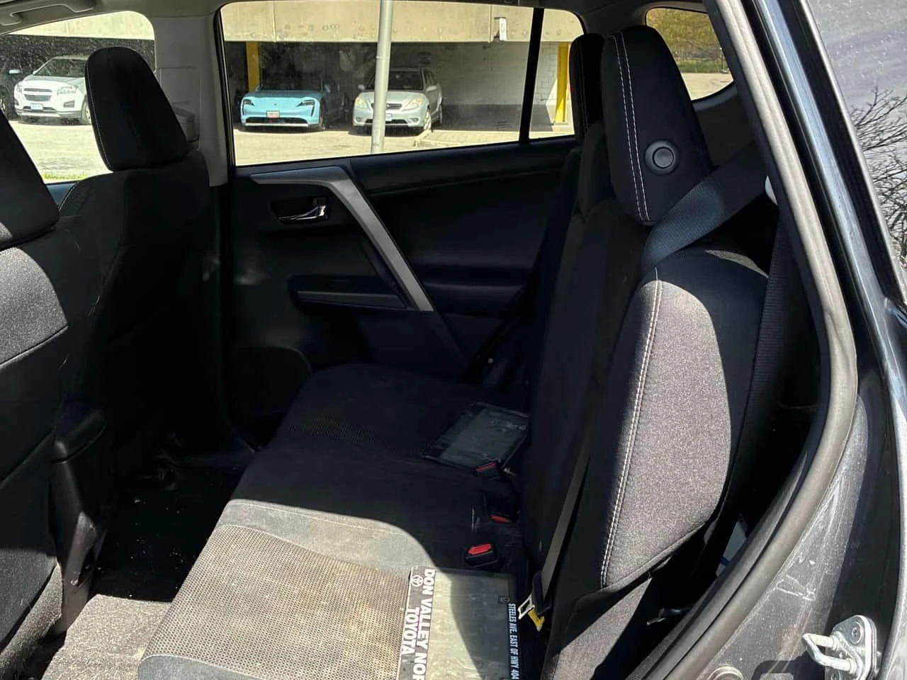 Toyota Rav4 * XLE* АВТОФИНАНСИРАНЕ БЕЗ ПЪРВОНАЧАЛНА ВНОСКА* , снимка 12 - Автомобили и джипове - 54589644