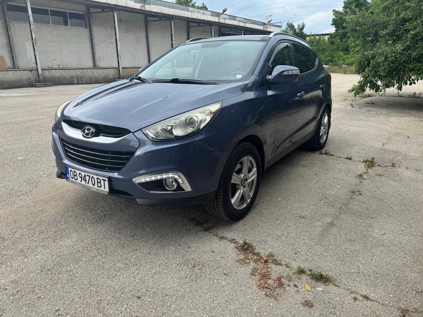 Hyundai IX35 2.0 CRDI LUX, снимка 2 - Автомобили и джипове - 54882121