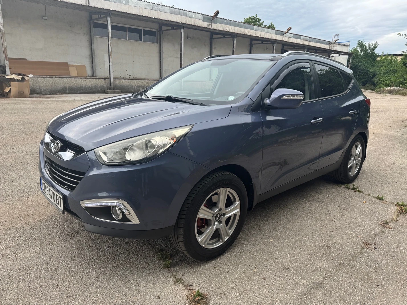 Hyundai IX35 2.0 CRDI LUX, снимка 4 - Автомобили и джипове - 54882121