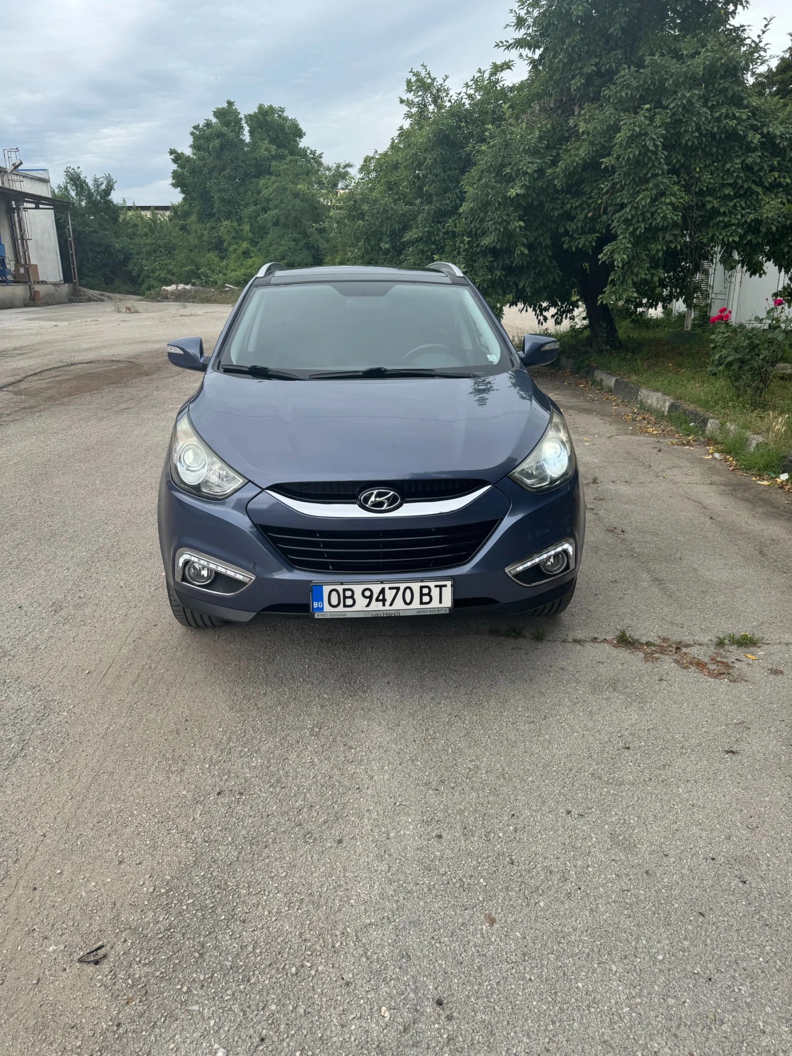Hyundai IX35 2.0 CRDI LUX, снимка 3 - Автомобили и джипове - 54882121