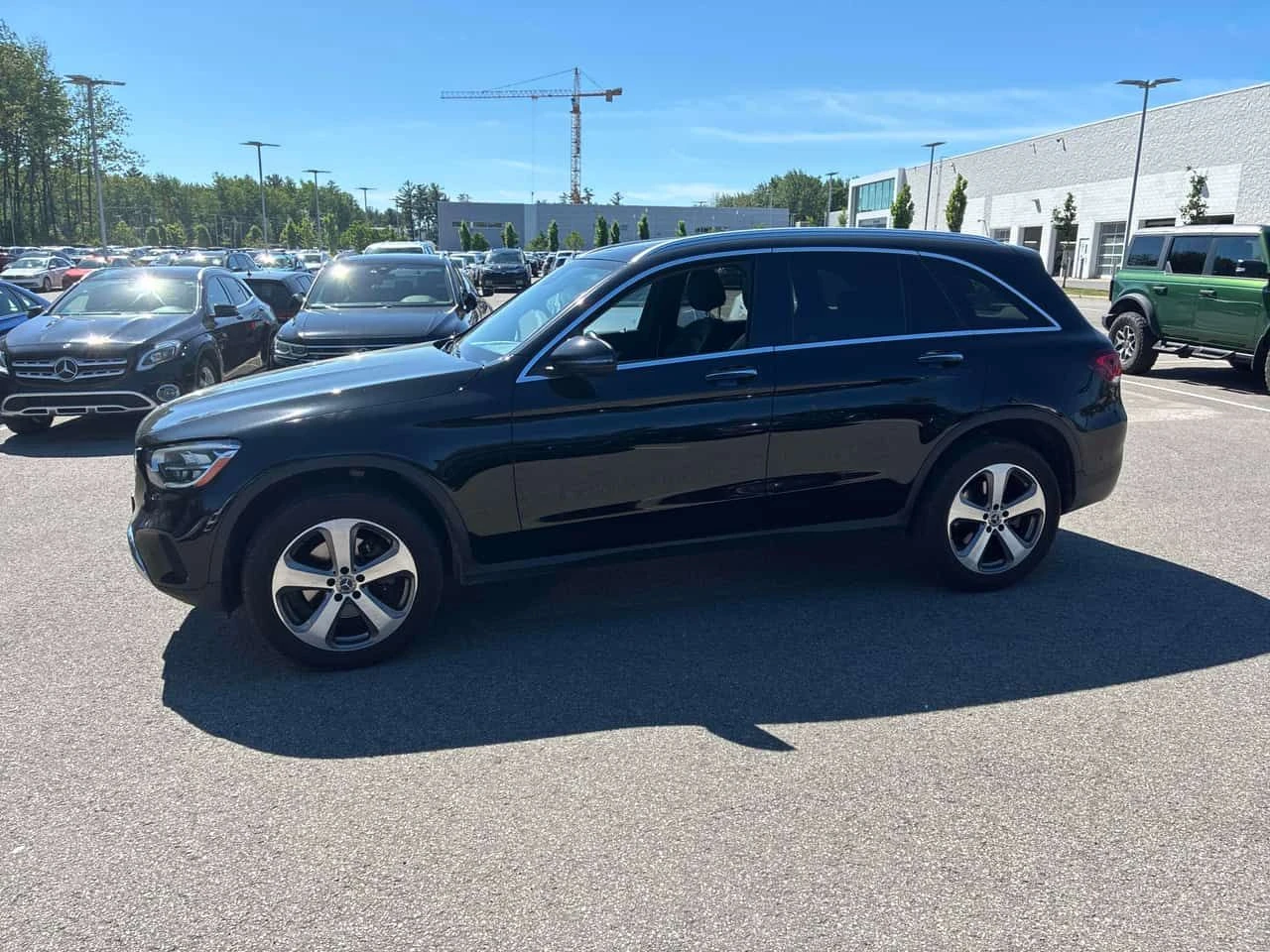 Mercedes-Benz GLC 300 * 4MATIC * 360 * PANO * ПОДГРЕВ * ПАМЕТ, снимка 2 - Автомобили и джипове - 54935539
