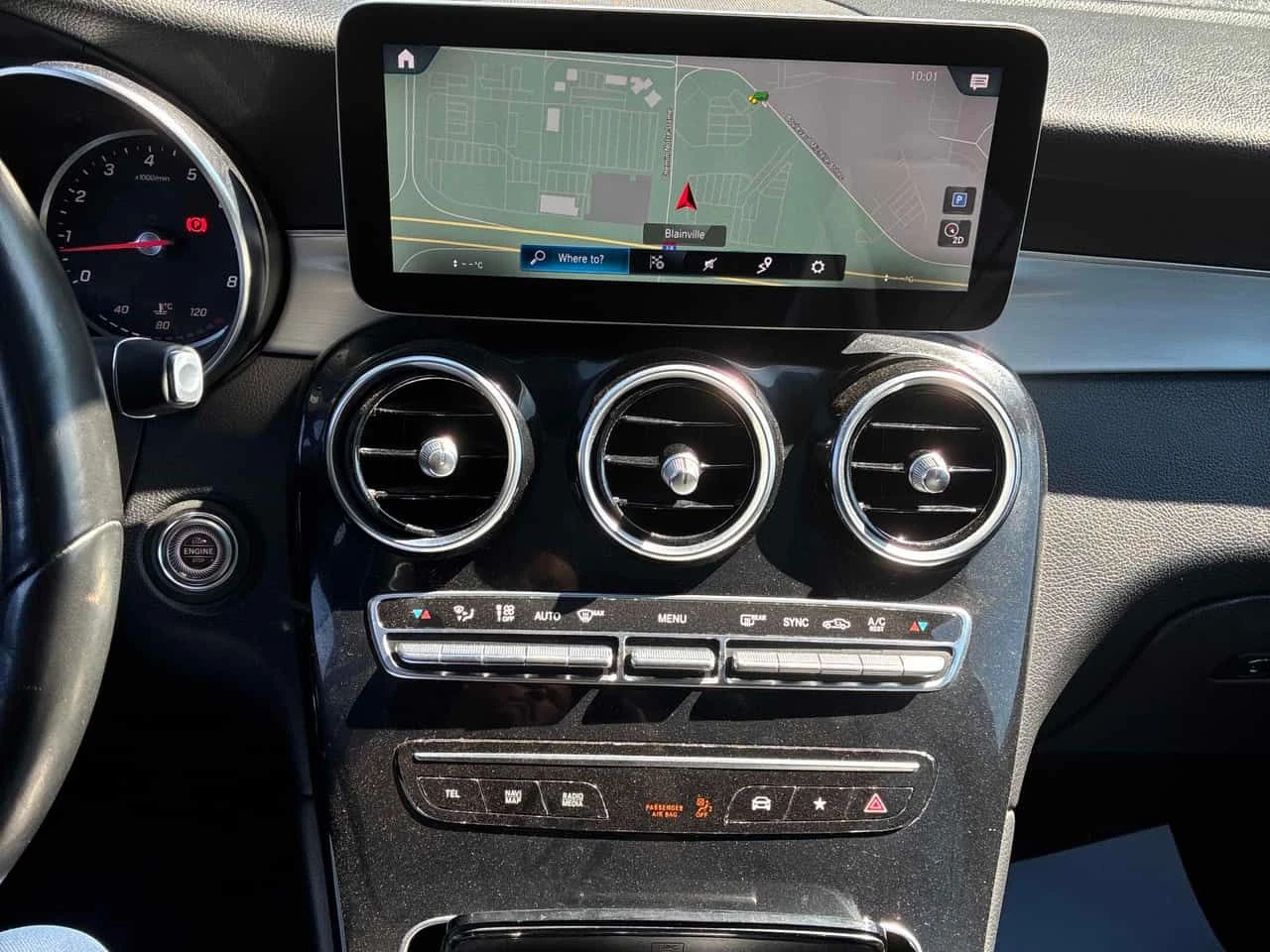 Mercedes-Benz GLC 300 * 4MATIC * 360 * PANO * ПОДГРЕВ * ПАМЕТ, снимка 9 - Автомобили и джипове - 54935539