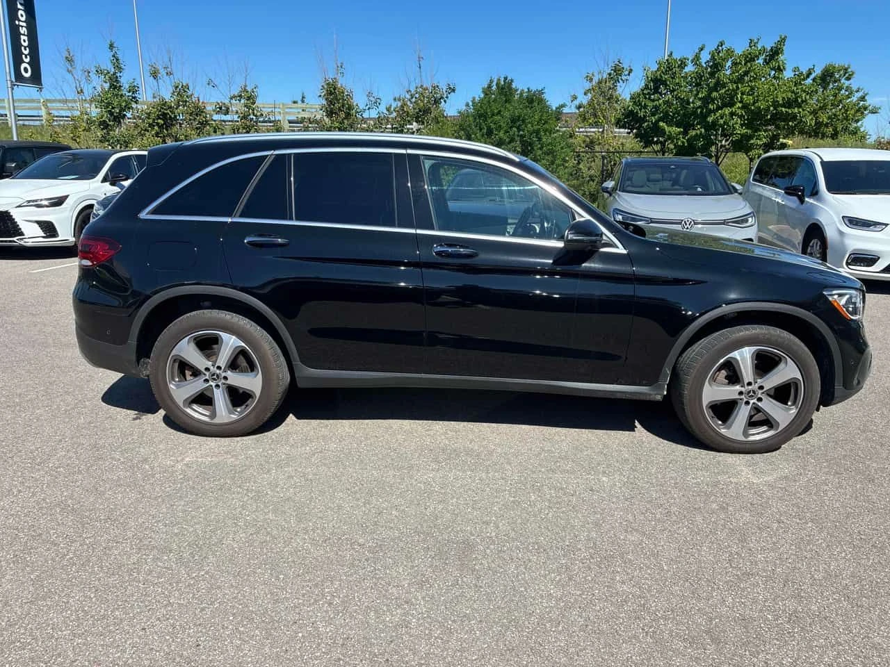 Mercedes-Benz GLC 300 * 4MATIC * 360 * PANO * ПОДГРЕВ * ПАМЕТ, снимка 3 - Автомобили и джипове - 54935539