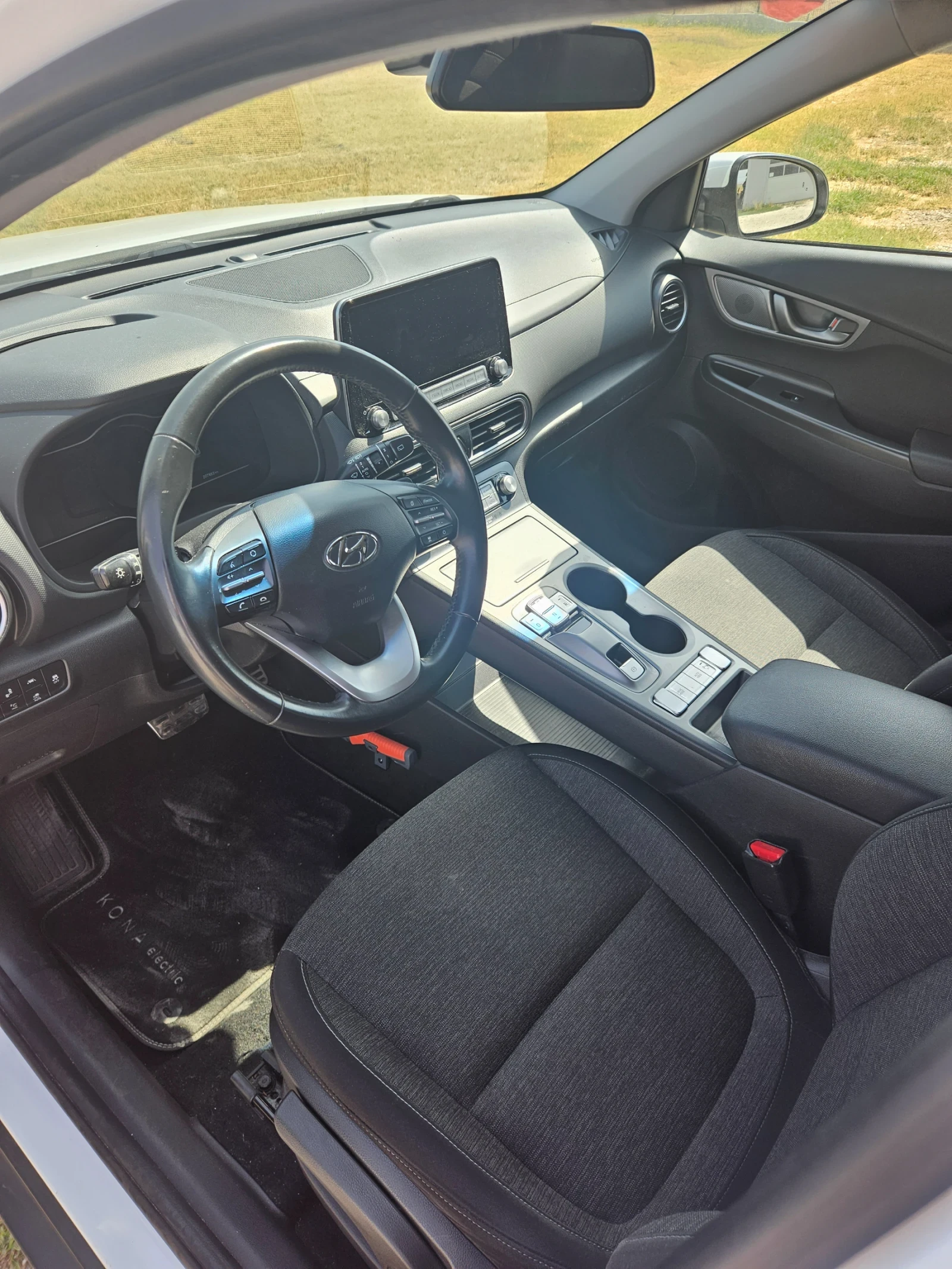 Hyundai Kona 64 KWh /  100 % SOH  /  Отлично състояние, снимка 5 - Автомобили и джипове - 56041239