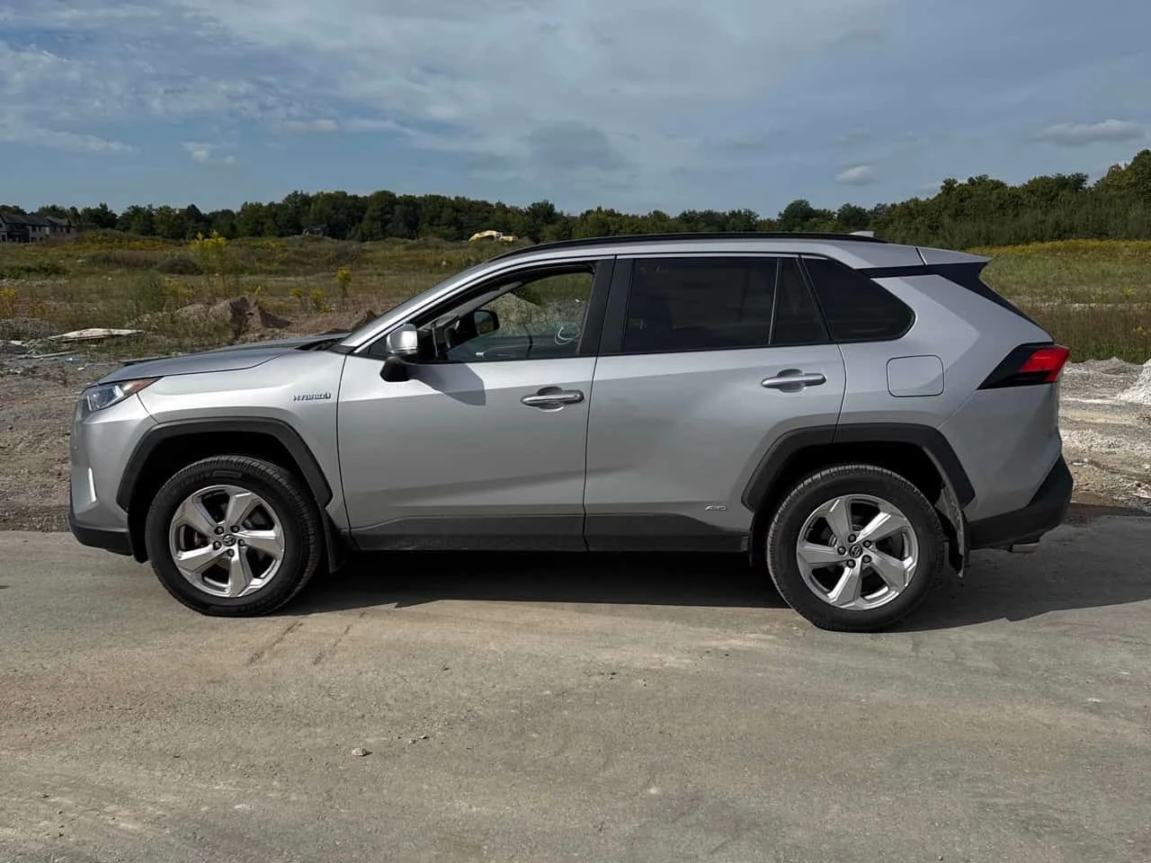 Toyota Rav4 * Hybrid Limited * CARFAX * , снимка 2 - Автомобили и джипове - 56225706