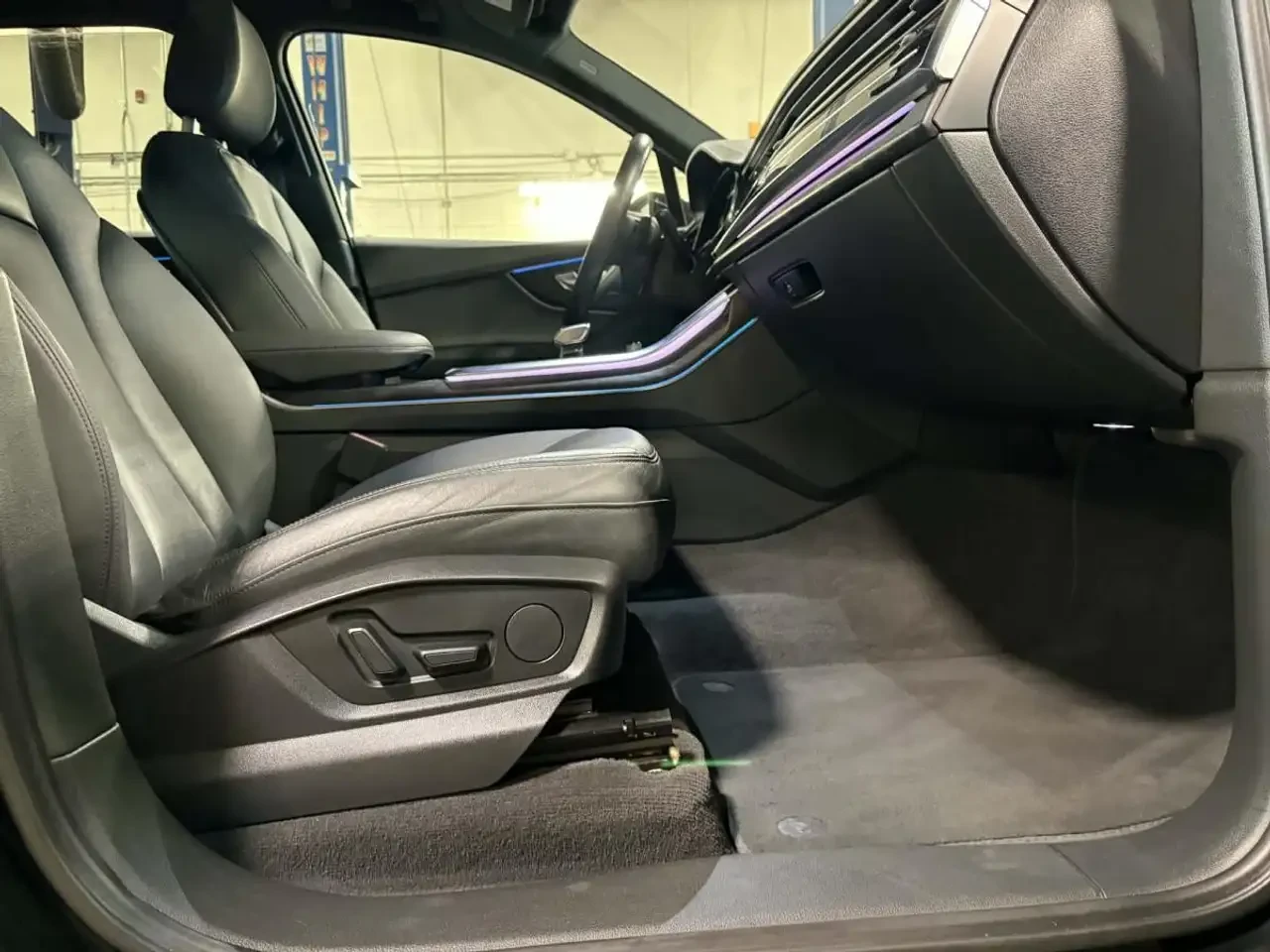 Audi Q7, снимка 12 - Автомобили и джипове - 56226736
