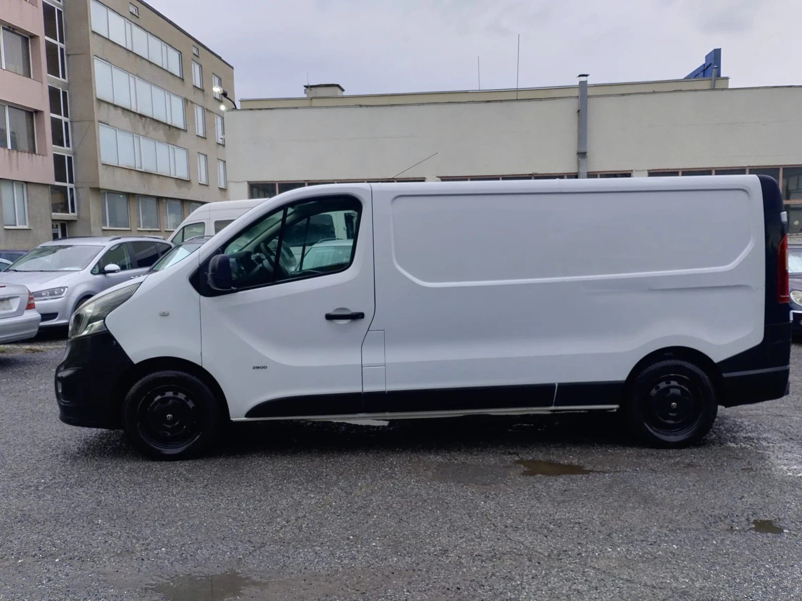 Opel Vivaro 1.6DCTI, 90кс.без климатик - изображение 2