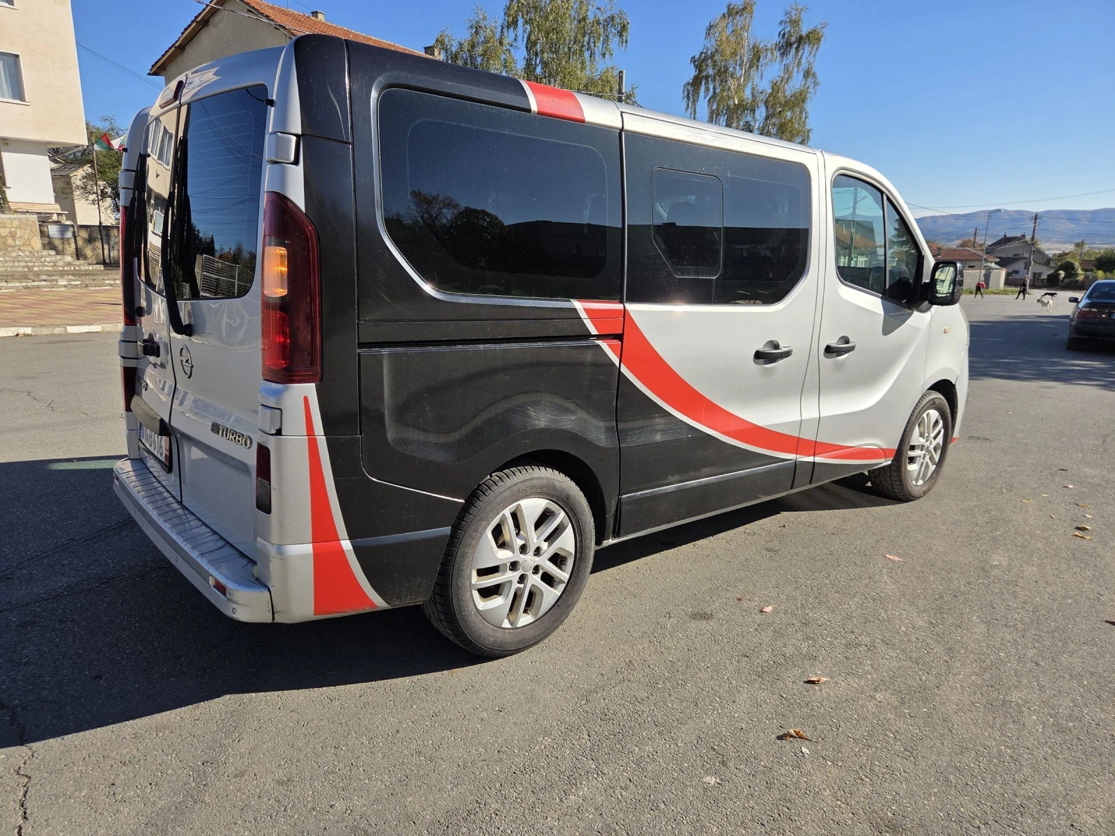 Renault Trafic КЛИМА* АВТОПИЛОТ* ТОП  - изображение 3