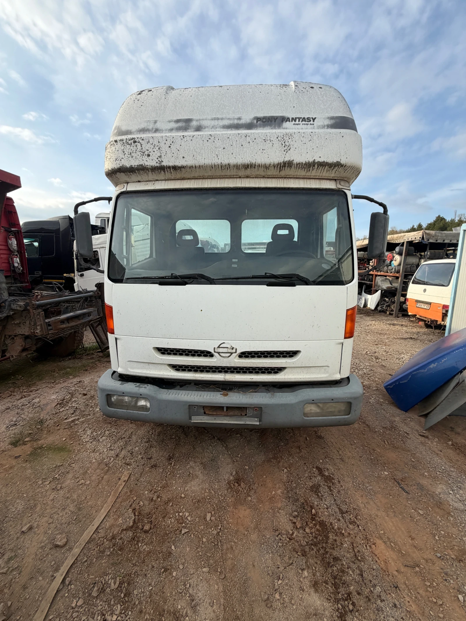 Nissan Atleon Нов нос