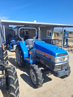 Трактор Kubota Скайтрак  | Auto.bg — изображение 3