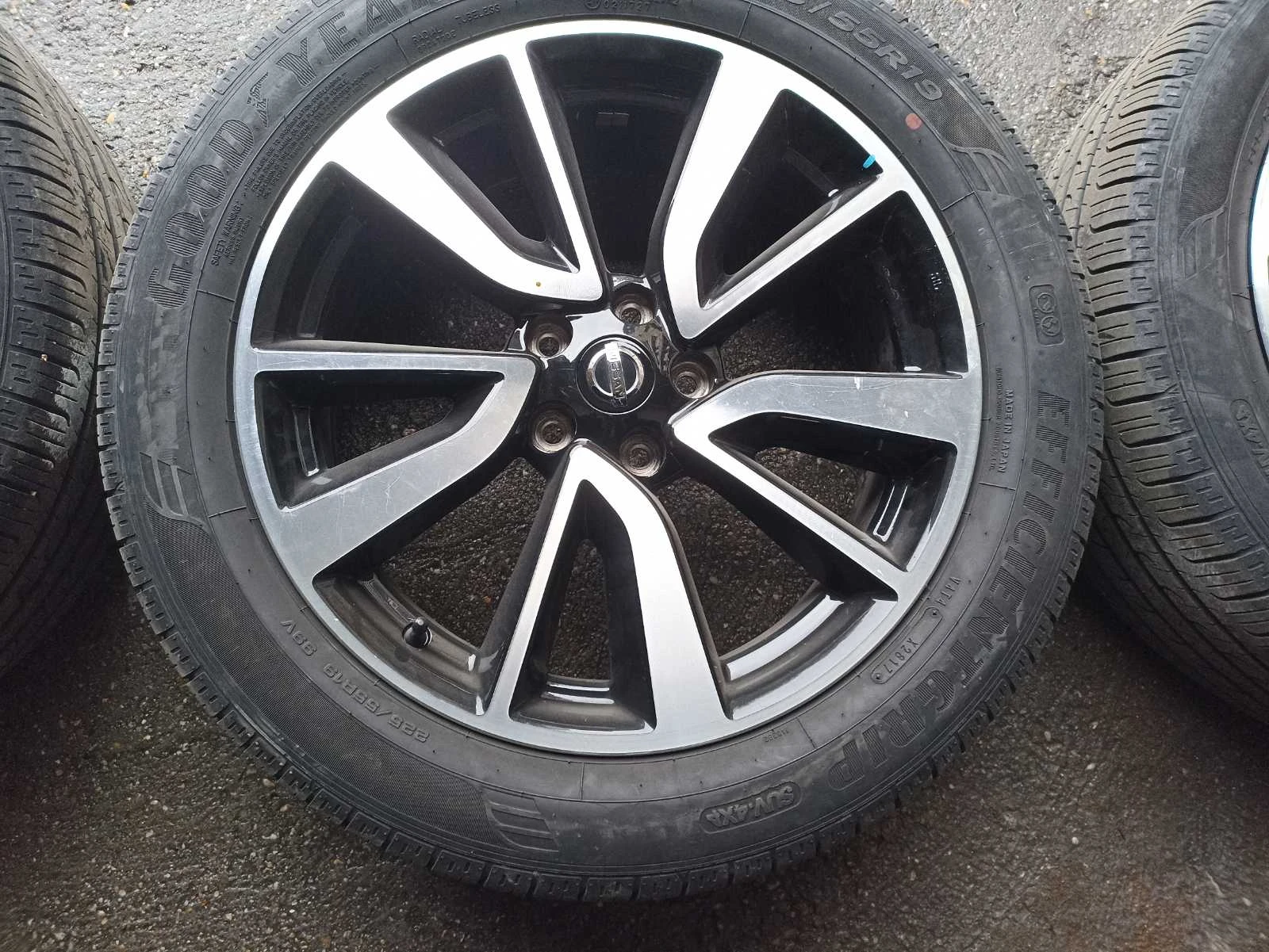 Гуми с джанти Goodyear 225/55R19, снимка 7 - Гуми и джанти - 53824161