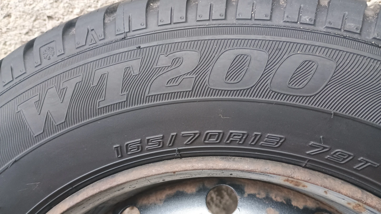 Гуми Зимни 165/70R13, снимка 7 - Гуми и джанти - 55225462