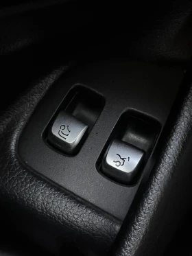 Mercedes-Benz E 220 Amg pack* Digital* Burmester, снимка 11