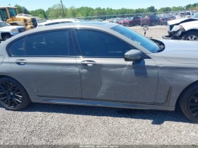 BMW 750 4.4l I xDrive, снимка 13