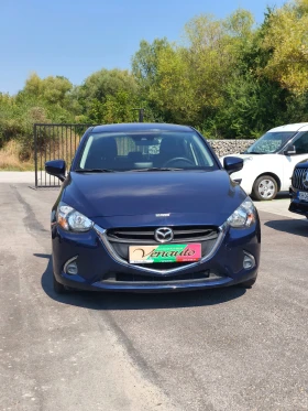  Mazda 2