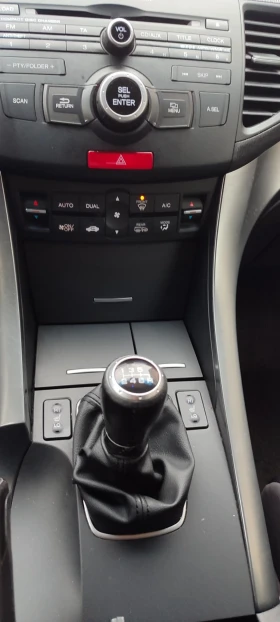 Honda Accord Tourer, снимка 11