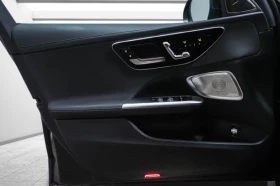 Mercedes-Benz C 300 4Matic = AMG Line = Premium Гаранция | Auto.bg — изображение 4