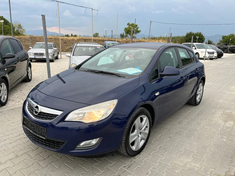 Opel Astra 1.7* Клима* Нов внос* 2 ключа* Топ* , снимка 1 - Автомобили и джипове - 46603580