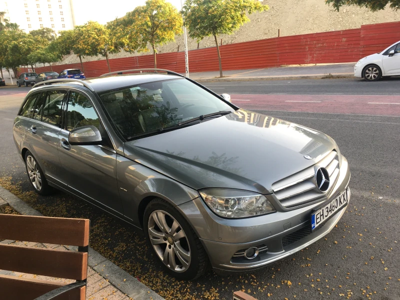 Mercedes-Benz C 220, снимка 3 - Автомобили и джипове - 48342492