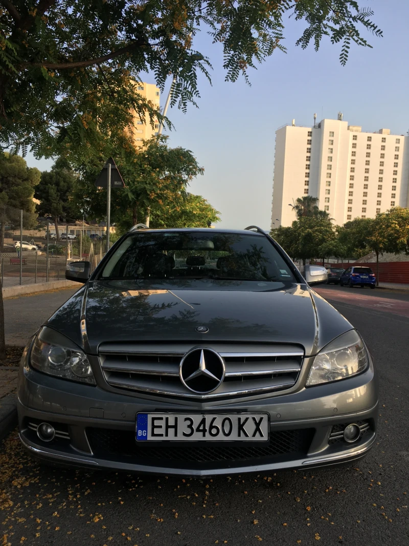 Mercedes-Benz C 220, снимка 1 - Автомобили и джипове - 48342492