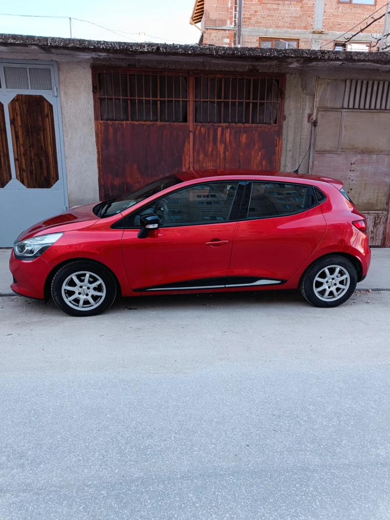 Renault Clio, снимка 3 - Автомобили и джипове - 49445937