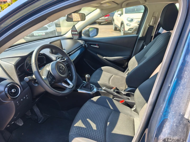 Mazda 2, снимка 8 - Автомобили и джипове - 52308937