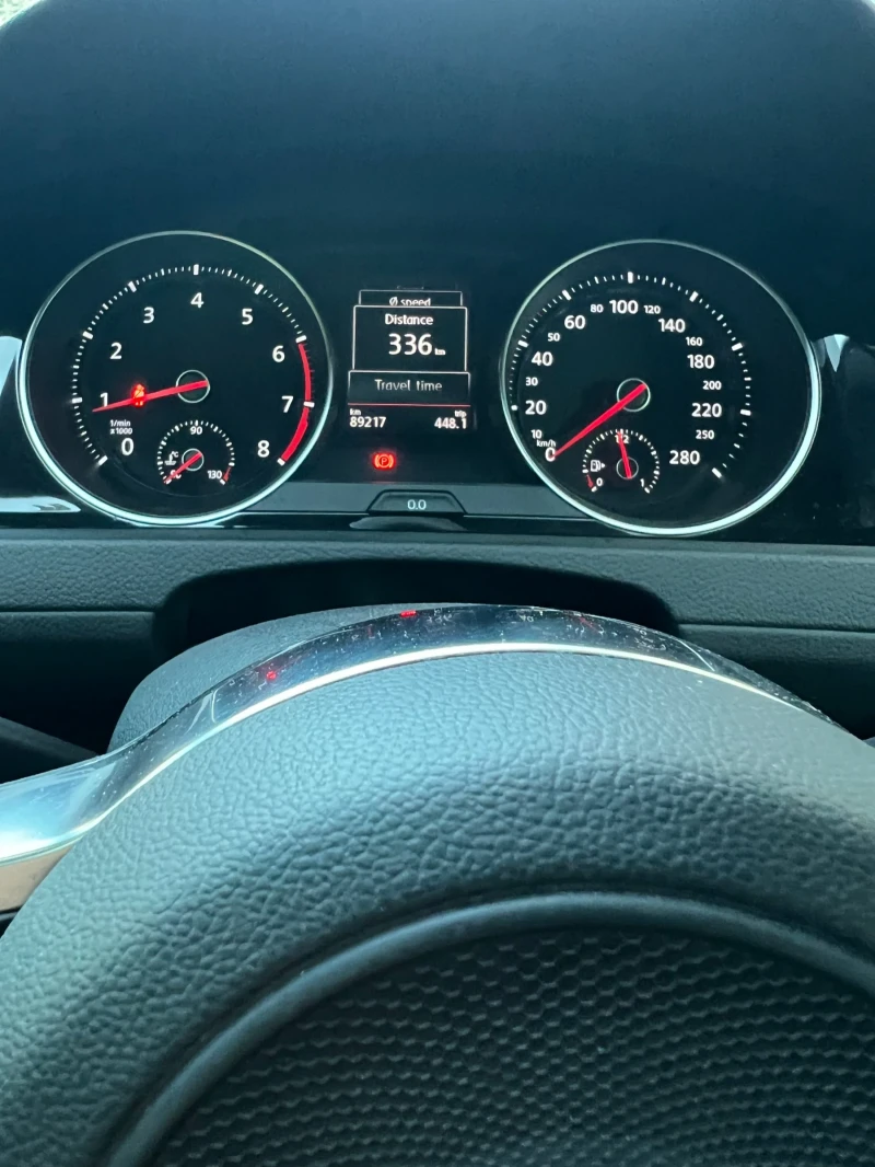 VW Golf GTI 7.5, снимка 12 - Автомобили и джипове - 52547810