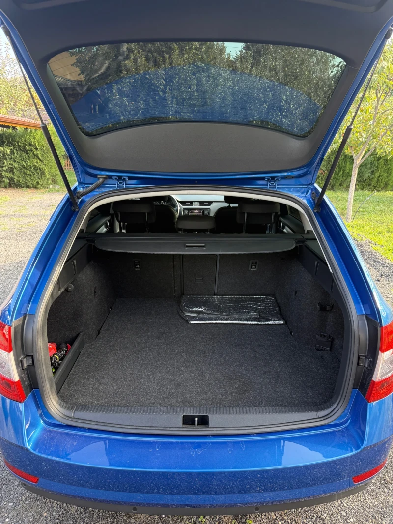 Skoda Octavia Skoda Octavia 1.5 G-TEC 131к.с. DSG МЕТАН, снимка 12 - Автомобили и джипове - 52091300