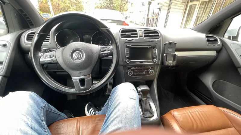 VW Golf 2.0TDI, снимка 6 - Автомобили и джипове - 52342888